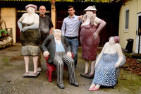 Gruppe Figuren Künstler&hellip;